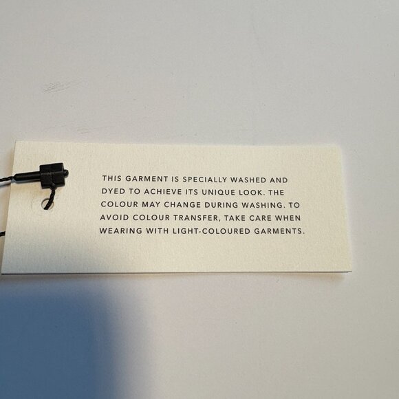 NWT Denim Forum 90's Vintage High-Rise Cut-Off Shorts in 'Gun Metal' Size 30 - Picture 5 of 10